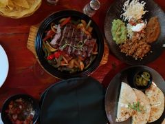 -Pistolera Mexican Cantina女枪手墨西哥餐厅(碧云路店)