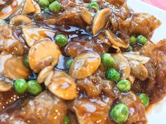 蘑菇炒面筋-功德林(南京西路店)