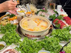 -土连锅·现熬养生汤锅(梁家巷店)