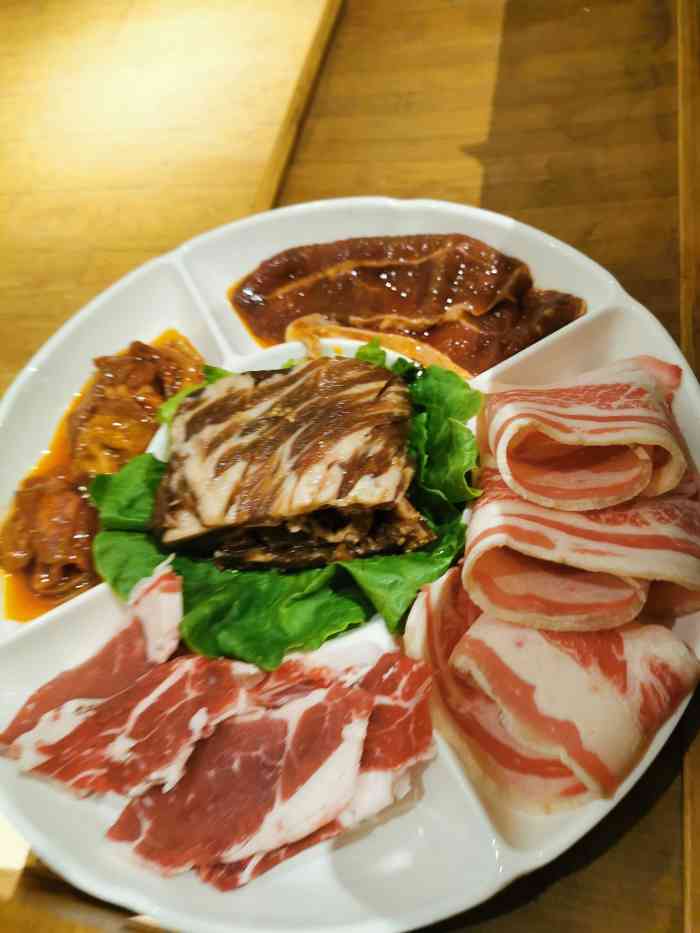 韩林烤肉-"离得不远的一家饭馆,印象中经营好多年了,.