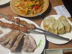 手抓羊肋条肉-贯贯吉·清真餐厅(浙江中路店)