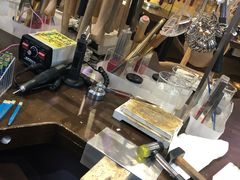 -十八字金·银饰·拼豆·开蚌DIY(魏公芳华里店)