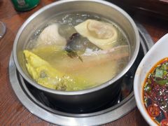 -东海怡品海鲜豆捞(舟宿夜江店)