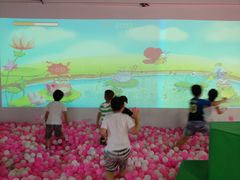 -蒙特利亲子乐园