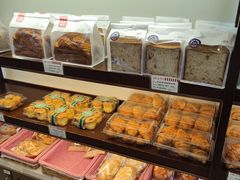 -红宝石·鲜奶小方·海派西点房(丰庄店)