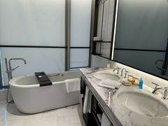 -上海前滩香格里拉大酒店