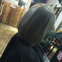 -木子造型S A L O N烫染·造型·理发