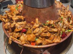 -老佛爷铜炉蛙锅(东门老街店)