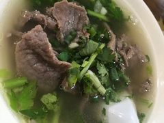 -杨三娘跷脚牛肉(羊子山西路店)
