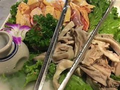 -尚尚仙·酸汤猪手·猪肚鸡火锅(华联万柳购物中心店)