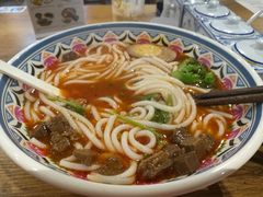 -鑫花溪牛肉米粉(人民广场店)