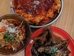 -拐枣巷小串串(财大店)