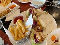 -WOLFGANG PUCK KITCHEN & BAR(迪士尼小镇店)