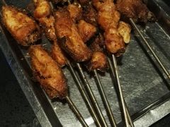 -鸣记脆皮烤鱼·海鲜烤鱼(三八广场店)