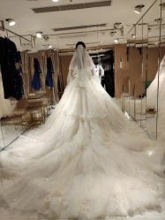 点击看大图 -GRACE KELLY婚纱与礼服(北京店)