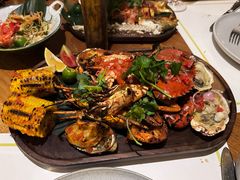 -三亚艾迪逊酒店·海滩烧烤 BARBACOA·现场乐队·浪漫晚餐·烧烤海鲜