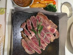 -伯顿西餐厅(厚街香榭丽店)