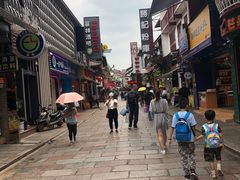 -刘姐啤酒鱼民族演艺餐厅(西街总店)