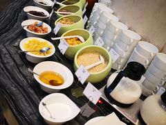 -上海齐鲁万怡大酒店·辣椒屋咖啡厅