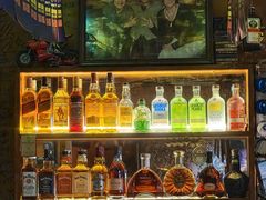 -丽纳尔斯酒吧咖啡LENORE’S BAR(三经街店)