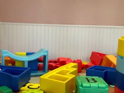 -奈尔宝·儿童乐园·亲子餐厅(华采天地店)