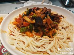 -楼兰古丽·新疆拌面·清真(华阳城店)