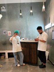 -时尚殿堂明星门店