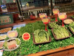 -宝燕海货工场(长江国际店)