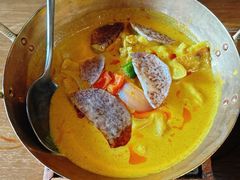 黄咖喱鸡肉煲-太泰东南亚餐厅(万福广场店)