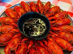 -肥小宝·金牌油焖大虾(襄阳龙虾地标店)