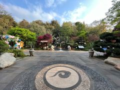 -七彩云南古滇温泉山庄