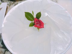 冰镇天麻沾桂花-蔼若春.传承三十年云南菜(金碧公园店)