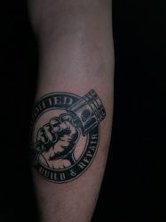 -木子·纹身店TATTOO穿孔·洗纹身