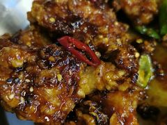 -BHC炸鸡(明洞总店)