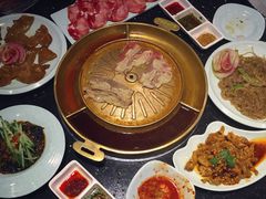 -猪啊牛呀羊啊铜盘烤肉(正大广场店)