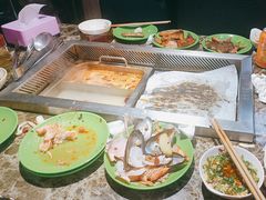-新艺自助美食城(中山路店)