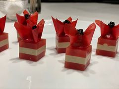 鱼子酱番茄鹅肝-许家菜.艺创菜(仁和新城店)