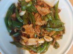 -关东小磨东北菜(上海长风大悦城店)