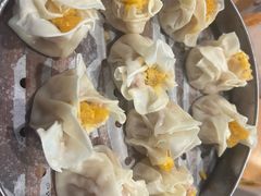 蛋黄鲜肉烧麦-真真鲜馄饨店(启蒙路店)