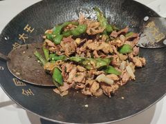 -费大厨辣椒炒肉(高铁吾悦广场店)