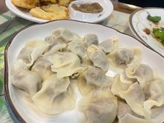 生鲜猪肉饺子系列-石老头关东饺子王·东北菜(嘉华鑫城店)