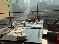 靠窗位-小大董·烤鸭(观景餐厅·南京西路店)