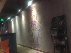 -香巴拉云南餐厅(华莱坞店)