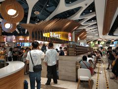 等位区-食悦天美食广场(长沙IFS国金中心店)