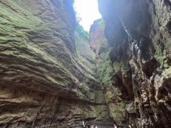-龙潭大峡谷