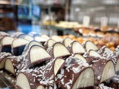 -Laderach 莱德拉(上海环贸iapm店)