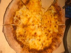 -玛格萝妮比萨屋(陆家浜路店)