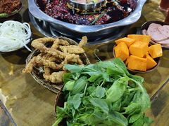 -正南齊北重庆老火锅(光华村直营店)