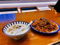 -穆芳阁兰州纯汤牛肉面(西安总店)