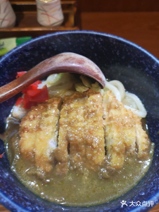 魟阳日式料理(香积寺路店)猪排咖喱饭图片